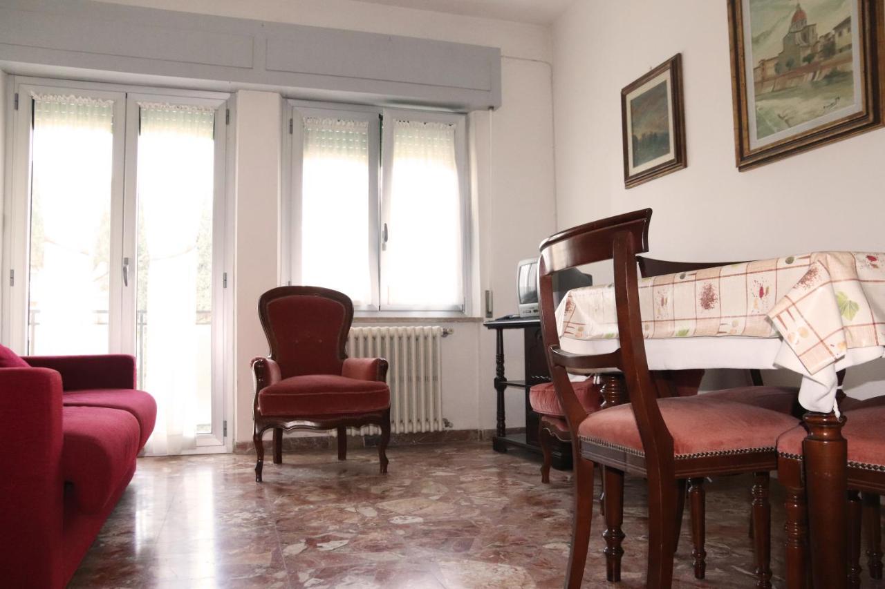 Cimarosa 5 Apartment Follonica Bagian luar foto